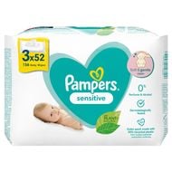 zakladanie pieluch pampers